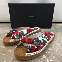 Load image into Gallery viewer, NIB Floral Knot Flat Slide Espadrilles