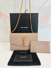 Load image into Gallery viewer, Uptown Chain Wallet in Grain de Poudre Embossed Leather