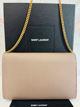 Load image into Gallery viewer, Uptown Chain Wallet in Grain de Poudre Embossed Leather