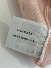 Load image into Gallery viewer, Runway Coco V-Neck Short Sleeve Knit Top