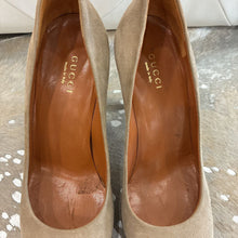 Load image into Gallery viewer, Betty Suede Platform Heels