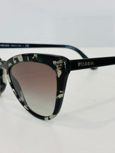 Load image into Gallery viewer, Catwalk Sunglasses SPR 01V