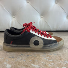 Load image into Gallery viewer, Low 1 Metropolis Leather and Suede Sneakers