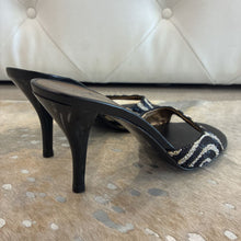 Load image into Gallery viewer, Beaded Leather Heeled Sandals