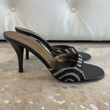 Load image into Gallery viewer, Beaded Leather Heeled Sandals