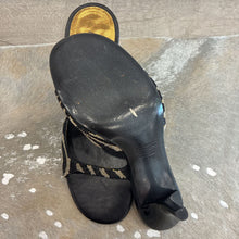 Load image into Gallery viewer, Beaded Leather Heeled Sandals