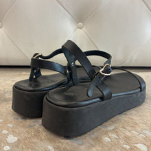 Load image into Gallery viewer, Irida Platform Sandals
