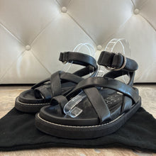 Load image into Gallery viewer, Jazal Leather Sandals