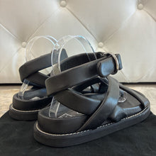 Load image into Gallery viewer, Jazal Leather Sandals