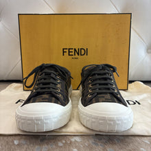 Load image into Gallery viewer, NIB Domino FF Fabric Low-Top Sneakers