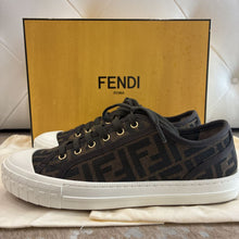 Load image into Gallery viewer, NIB Domino FF Fabric Low-Top Sneakers