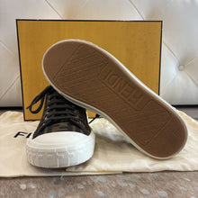 Load image into Gallery viewer, NIB Domino FF Fabric Low-Top Sneakers