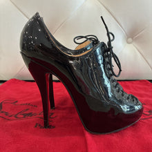 Load image into Gallery viewer, Patent Leather Christ 100 Lace Up Booties