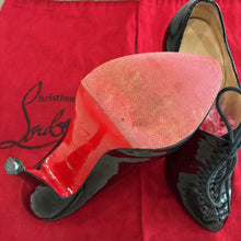 Load image into Gallery viewer, Patent Leather Christ 100 Lace Up Booties