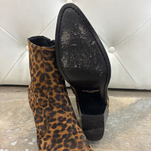 Load image into Gallery viewer, Suede Leopard Print Vassili Chelsea Boots