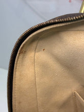 Load image into Gallery viewer, Monogram Manhattan GM Handbag