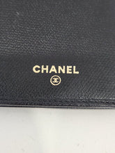Load image into Gallery viewer, Grained Calfskin CC Button Wallet
