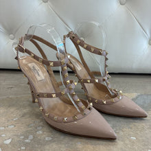 Load image into Gallery viewer, Patent Nappa Rockstud Ankle Strap 100mm Pumps
