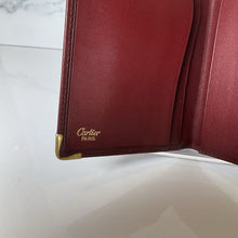 Load image into Gallery viewer, Vintage Mastline Bordeaux Bifold Retail
