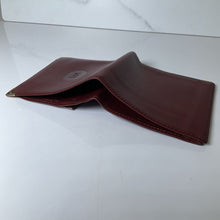 Load image into Gallery viewer, Vintage Mastline Bordeaux Bifold Retail
