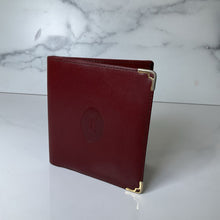 Load image into Gallery viewer, Vintage Mastline Bordeaux Bifold Retail
