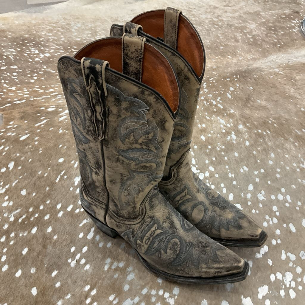 Floral Embroidery Boot