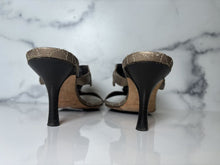Load image into Gallery viewer, Cannage CD Charm Sandal Pump
