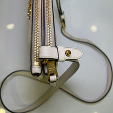 Load image into Gallery viewer, Phenix Double Zip Crossbody Bag Vitello Daino
