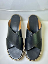 Load image into Gallery viewer, Laia Leather Clogs
