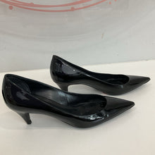 Load image into Gallery viewer, Charlotte Pointed Patent Pump
