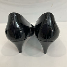 Load image into Gallery viewer, Charlotte Pointed Patent Pump
