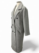 Load image into Gallery viewer, NWT Paolo Coat
