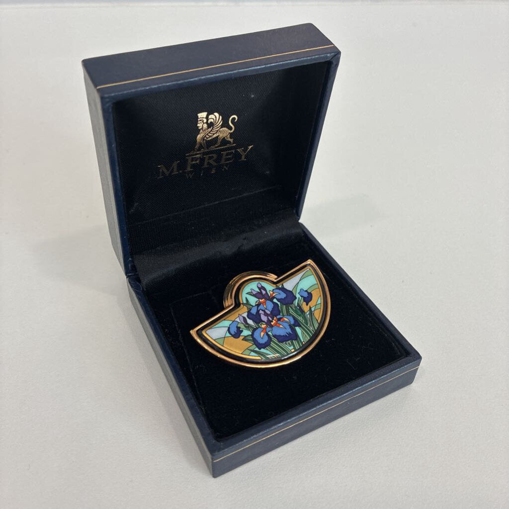 Hommage A Claude Monet Iris Pendant Pin