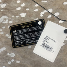 Load image into Gallery viewer, Sequin Waterfall Flap 18S
