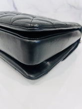 Load image into Gallery viewer, Quilted Lambskin Trendy 2Way Dual Handle
