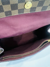 Load image into Gallery viewer, Bond Street Bordeaux Leather MM
