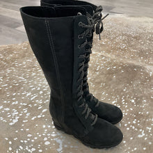 Load image into Gallery viewer, Joan of Artic Suede Lace up Boots
