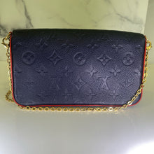 Load image into Gallery viewer, Empreinte Pochette Felicie Chain Wallet Marine Rouge
