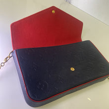 Load image into Gallery viewer, Empreinte Pochette Felicie Chain Wallet Marine Rouge
