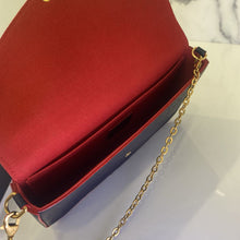 Load image into Gallery viewer, Empreinte Pochette Felicie Chain Wallet Marine Rouge
