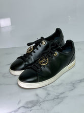 Load image into Gallery viewer, Frontrow Leather Sneaker
