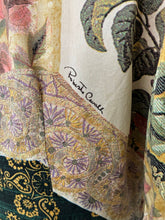 Load image into Gallery viewer, Collared Floral Long Sleeve Button Top
