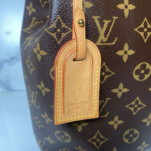 Load image into Gallery viewer, Graceful MM Monogram Leather Bag
