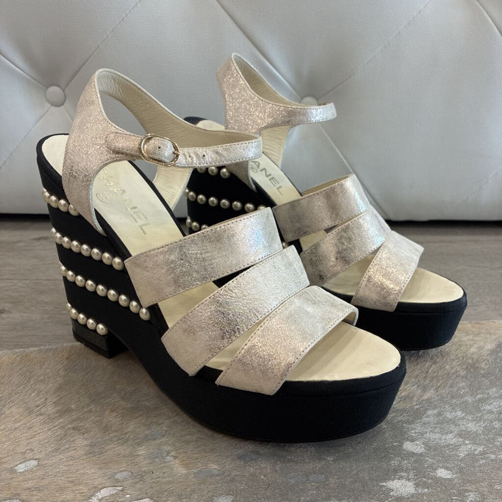 Crumpled Calfskin Grosgrain Pearl Wedge Sandals