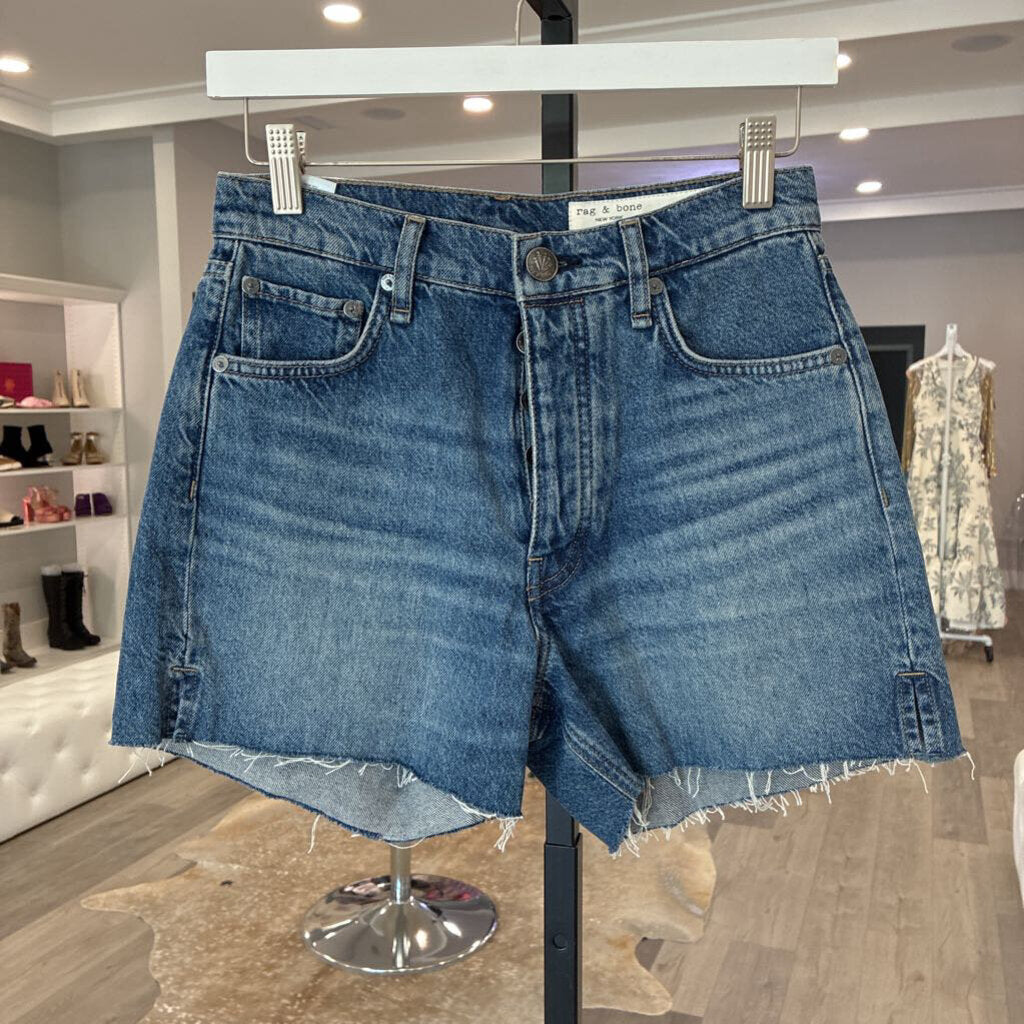 NWT Noelle Vintage Cut Off Short