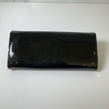 Load image into Gallery viewer, Patent Leather Bow Long Wallet
