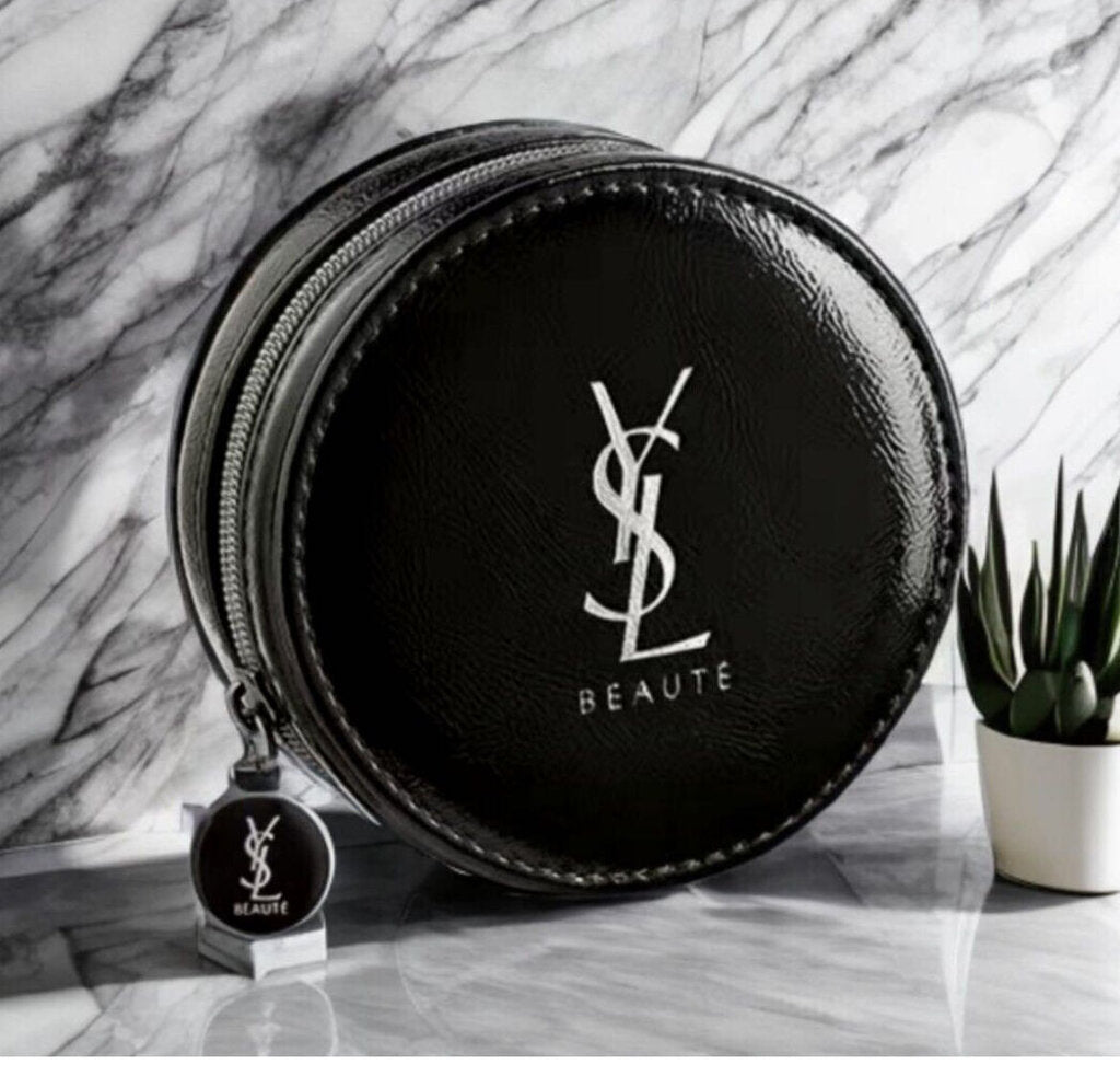 Beaute Round Pouch