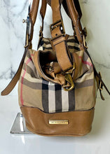 Load image into Gallery viewer, SOLD IN ACCOUNT BALANCE Vintage House Check Handle Bag with Crossbody
