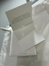 Load image into Gallery viewer, NWT Ashland Jeans
