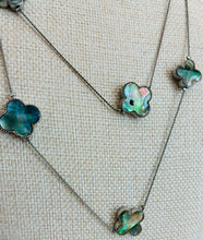 Load image into Gallery viewer, Silver Mother of Pearl Clover Necklace
